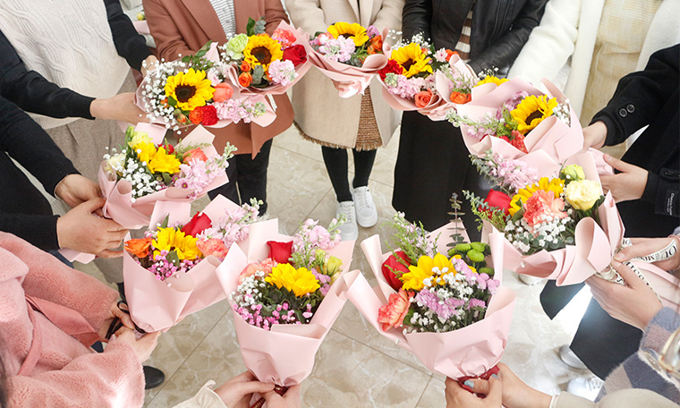 愛在三八節(jié)，情暖半邊天——濟(jì)南賽成為女員工送上節(jié)日祝福